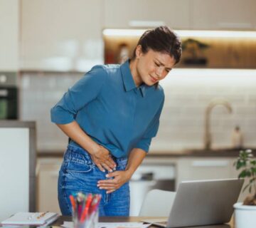 žena sa bolom u preponi